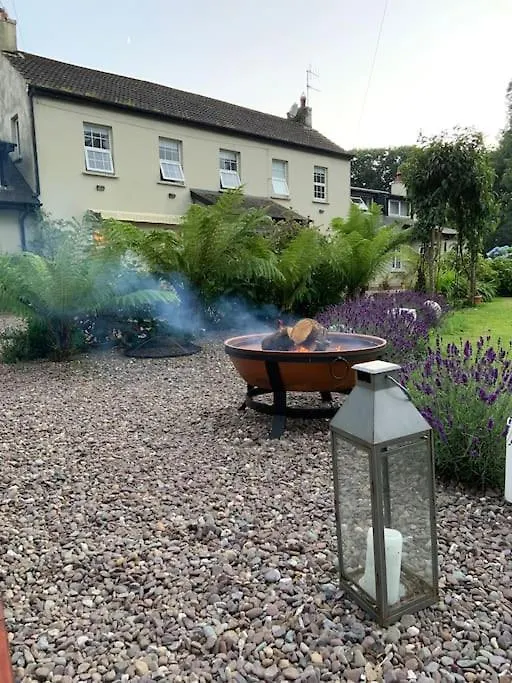 Quiet Countryside Retreat Daire Cork İrlanda
